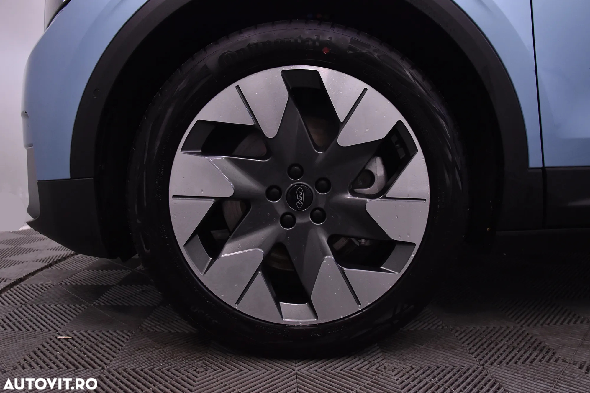 Ford Explorer AWD 79 kWh Extended Range Premium - 9