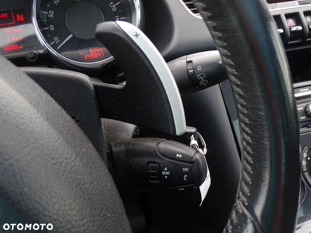 Peugeot 3008 - 16