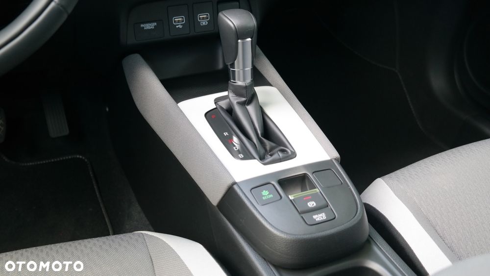 Honda Jazz 1.5 i-MMD Executive Crosstar (Czarny Dach) - 9