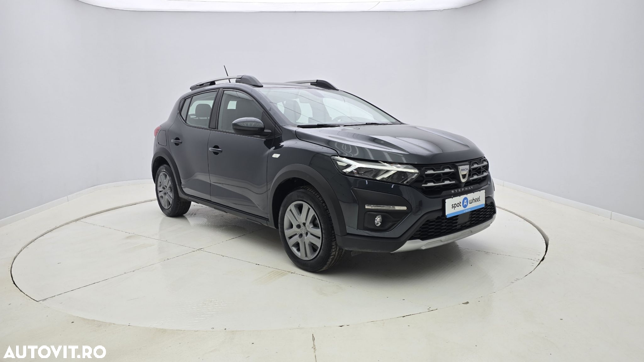 Dacia Sandero Stepway TCe 90 MT6 Comfort - 4