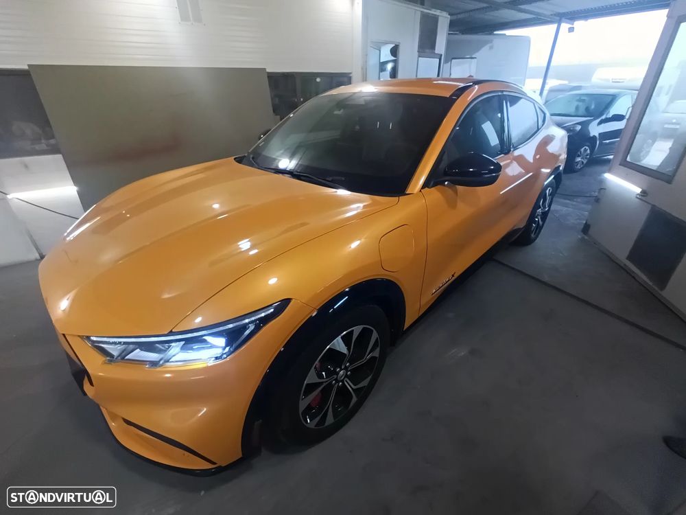 Ford Mustang Mach-E AWD - 13