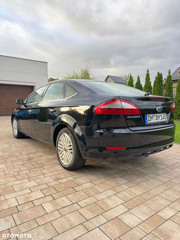 Ford Mondeo 2.0 TDCi Black Magic - 10