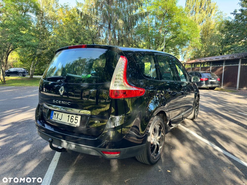 Renault Scenic 2012 photo 4
