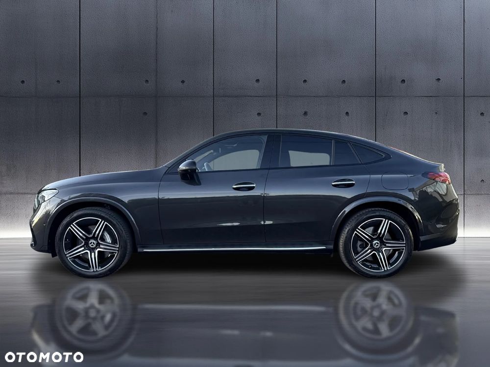 Mercedes-Benz GLC Coupe 300 de PHEV 4-Matic AMG Line - 9