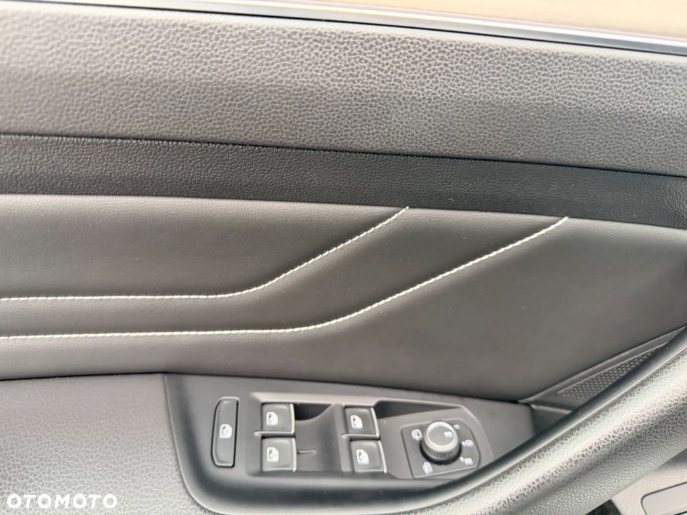 Volkswagen Passat 2.0 TDI SCR Style DSG - 14