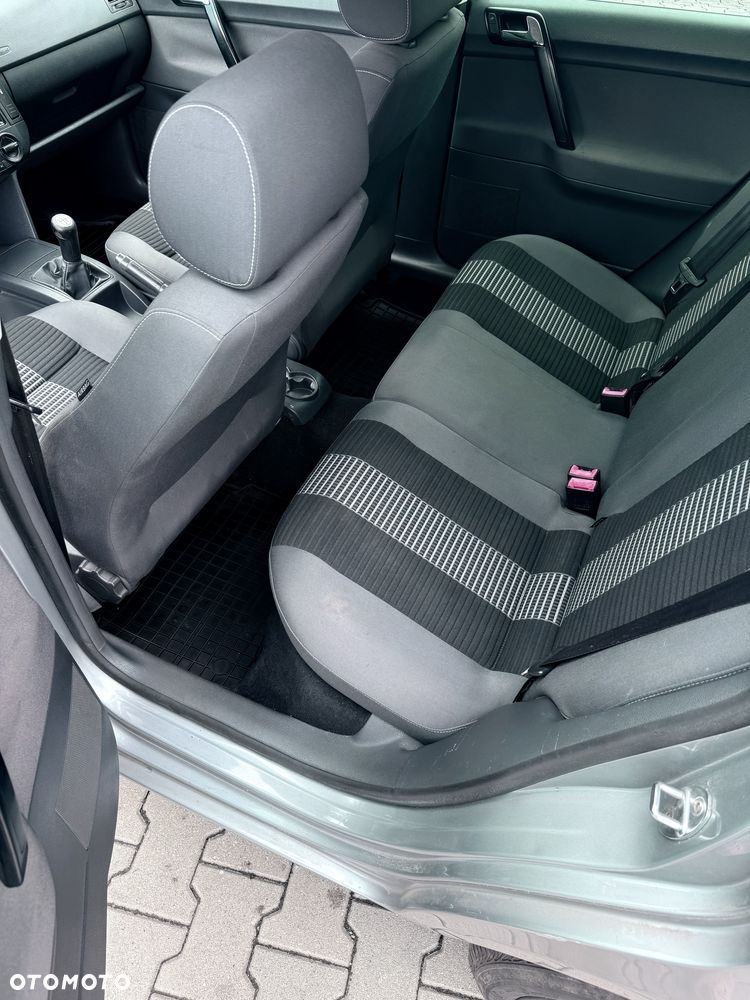 Volkswagen Polo - 6