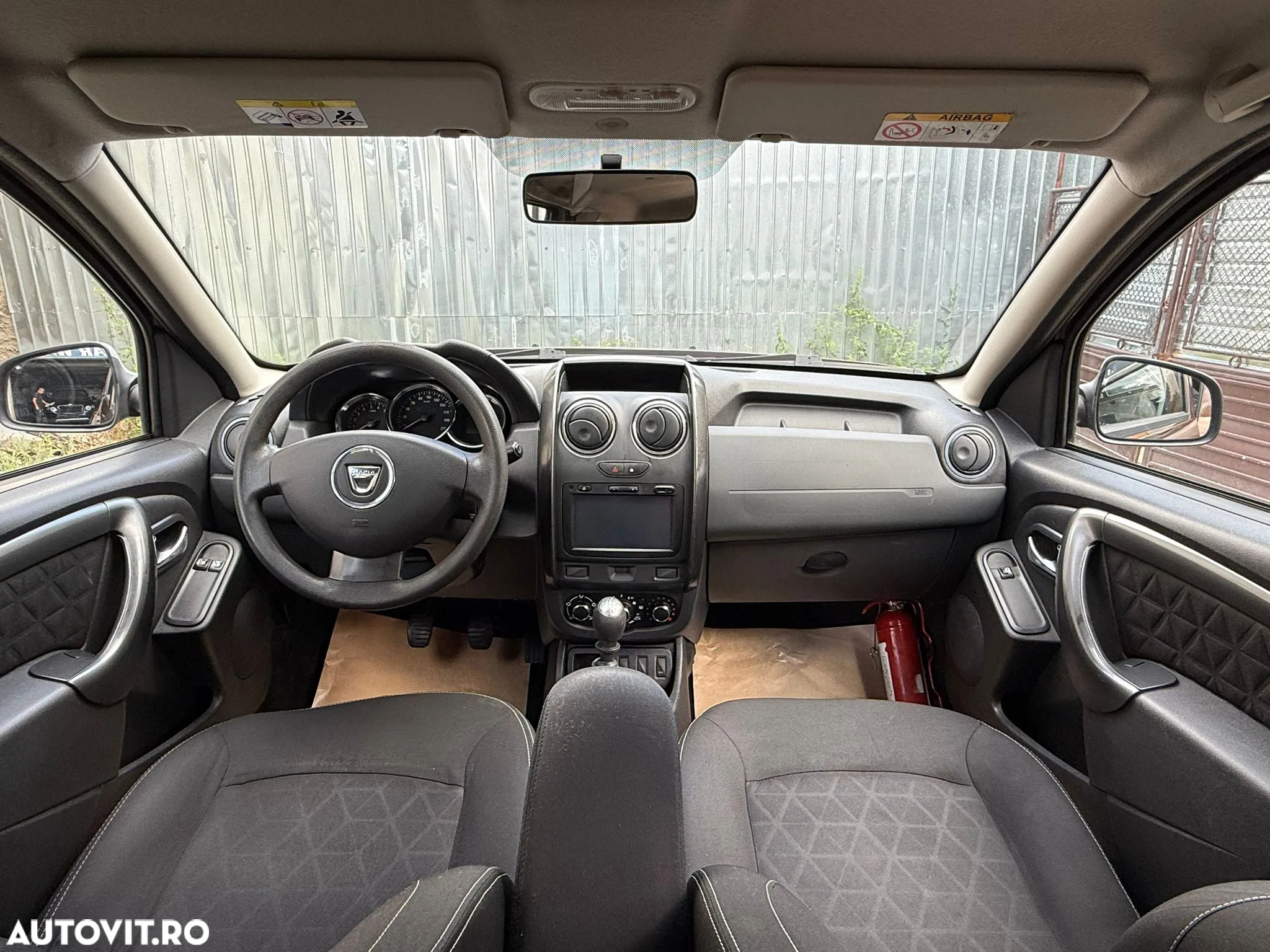 Dacia Duster 1.2 TCe 4x2 Laureate - 5