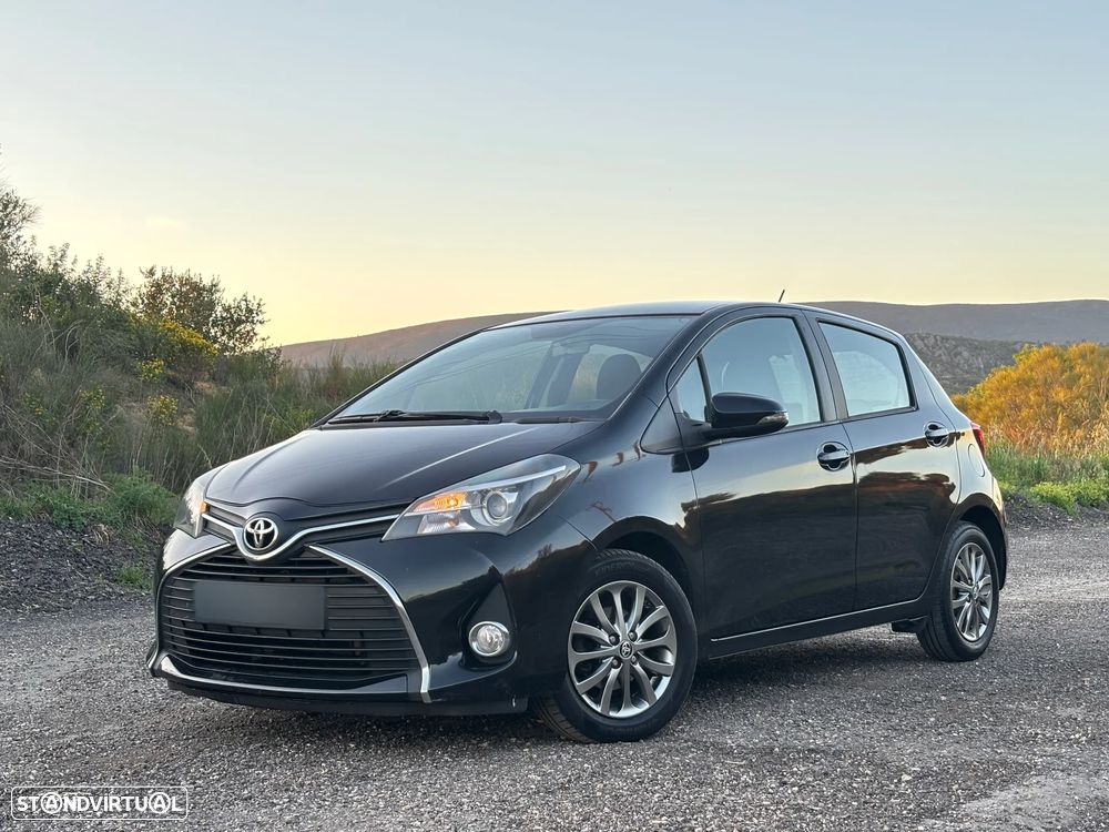 Toyota Yaris 1.4 D-4D Comfort+P.Style - 1