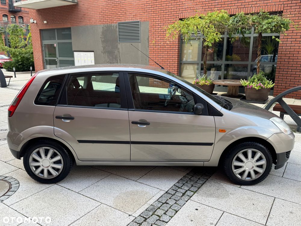 Ford Fiesta 1.3 Gold X - 2