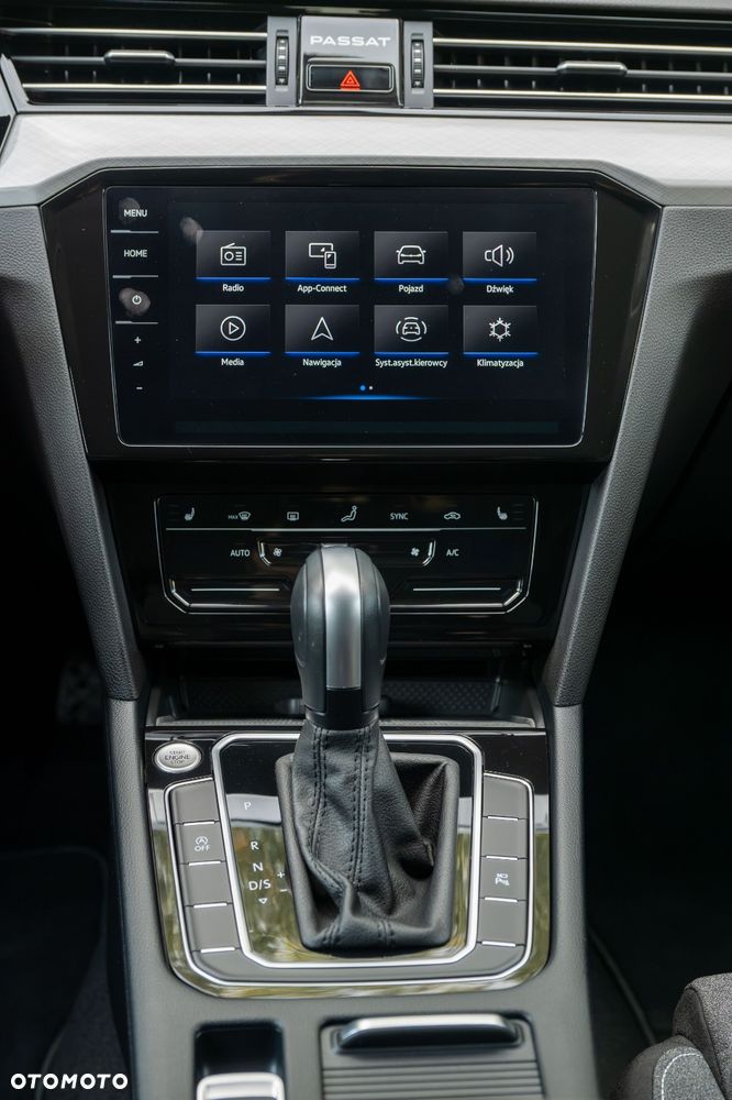 Volkswagen Passat 2.0 TDI SCR DSG Business - 16