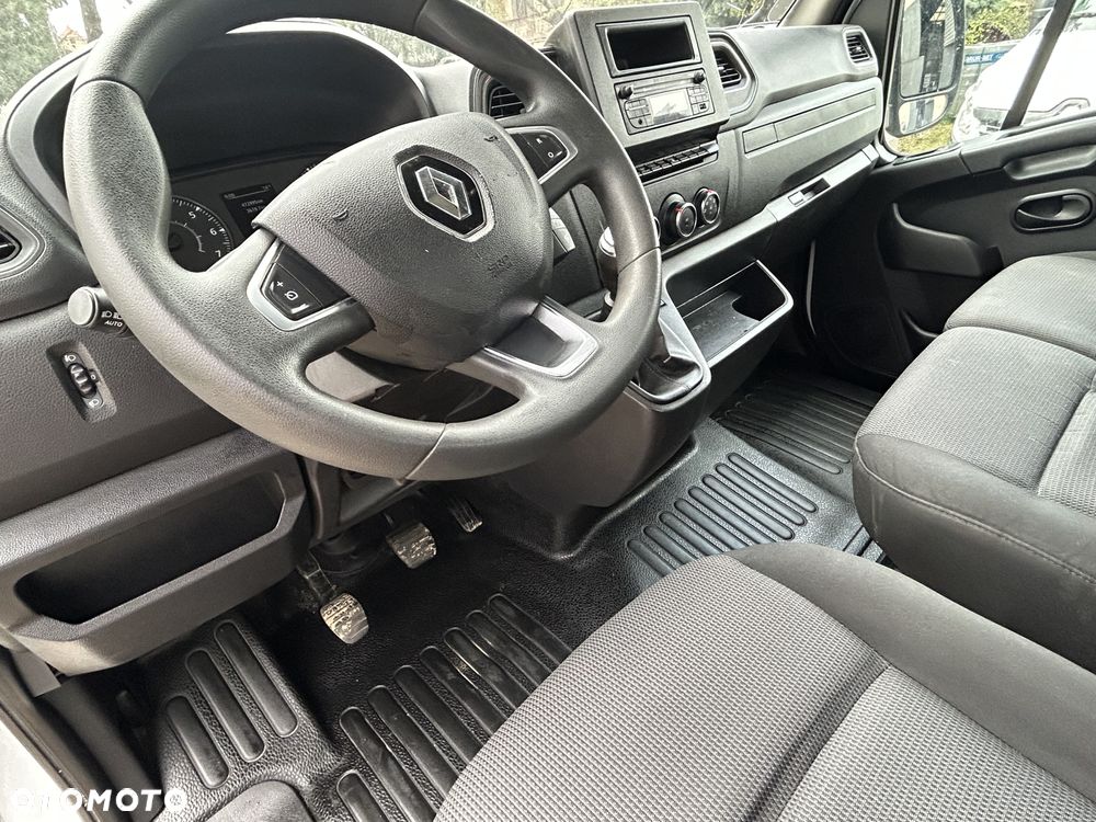 Renault Master - 24
