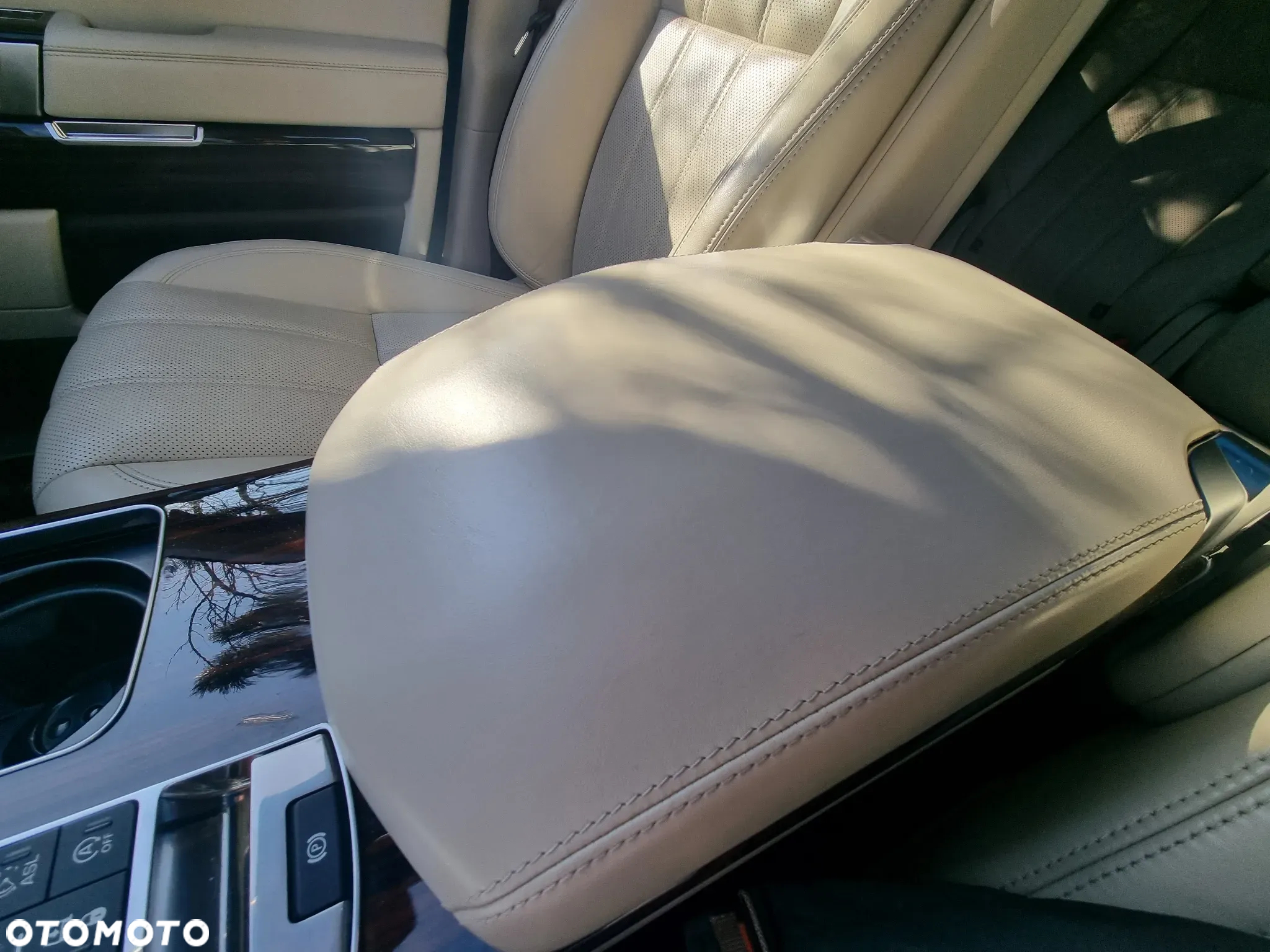 Land Rover Range Rover 4.4SD V8 Vogue - 18