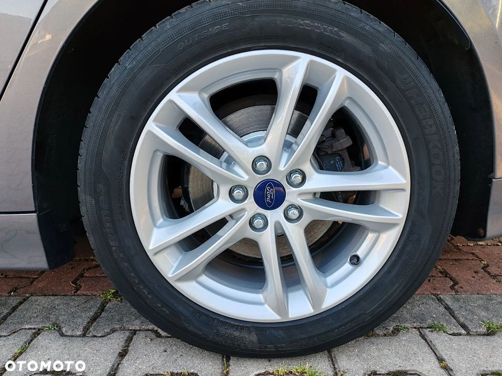 Ford Mondeo 1.5 EcoBoost Titanium - 36