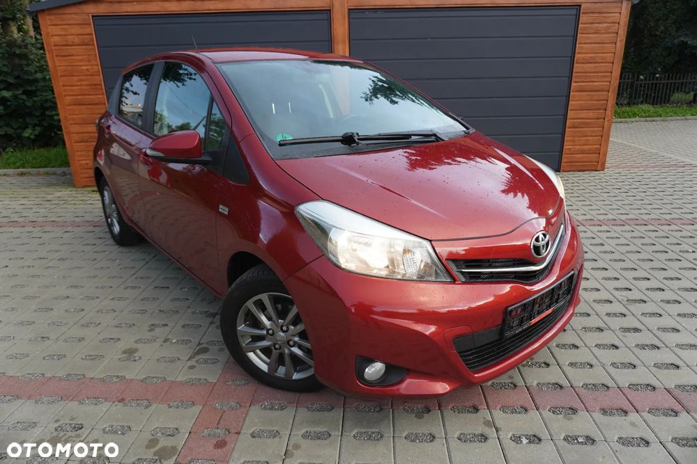 Toyota Yaris 1.33 VVT-i Executive - 2
