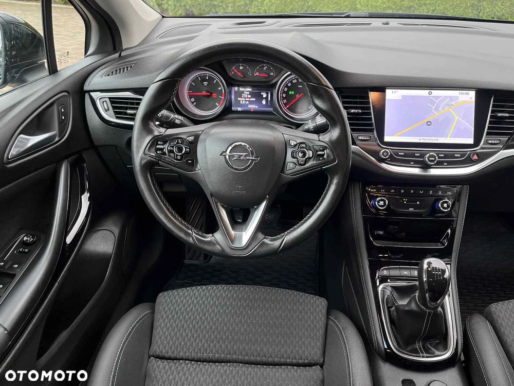 Opel Astra 1.4 Turbo Business - 8