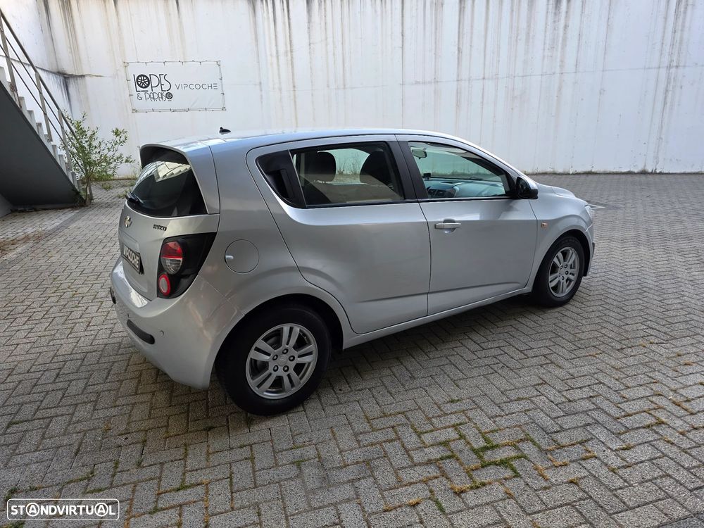 Chevrolet Aveo 1.3 VCDi LTZ - 13