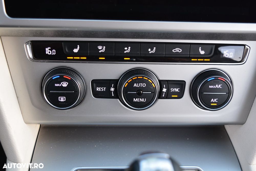 Volkswagen Passat - 18