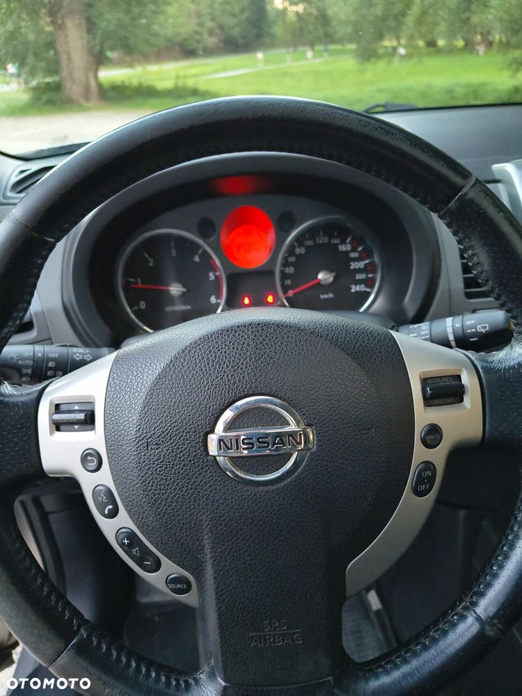 Nissan X-Trail 2.0 dCi LE - 13