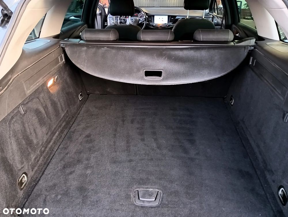 Opel Astra 1.4 Turbo Edition - 28