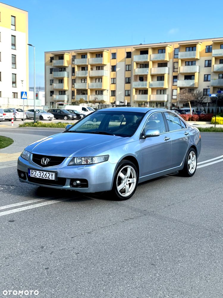 Honda Accord 2.0 i Automatik Executive - 2