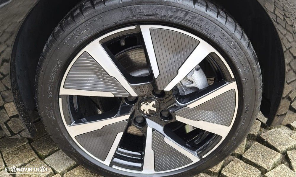 Peugeot e-208 50 kWh GT Pack - 6