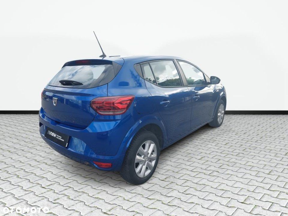 Dacia Sandero - 5