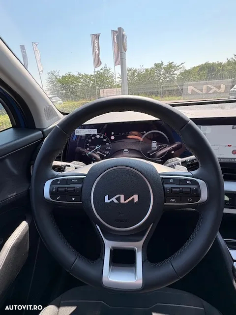Kia Sportage 1.6 T-GDI 7DCT HP 4x2 MHEV Style - 10