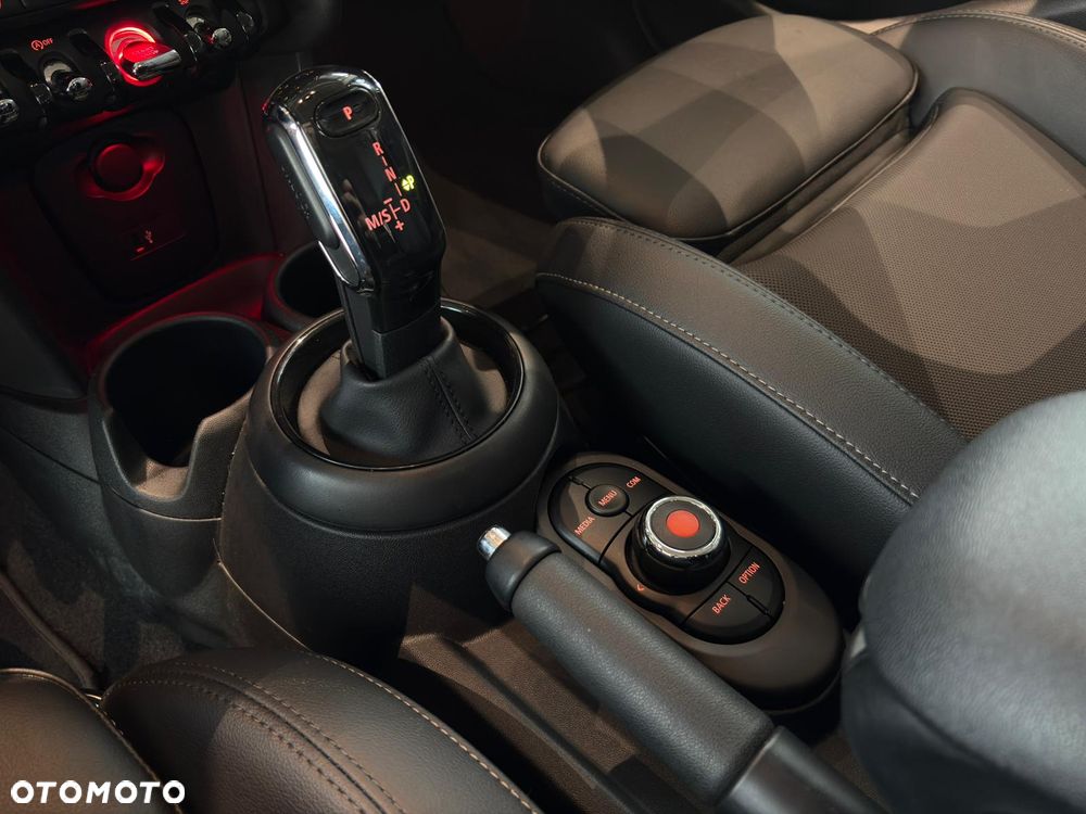 MINI Cooper Classic Trim - 14