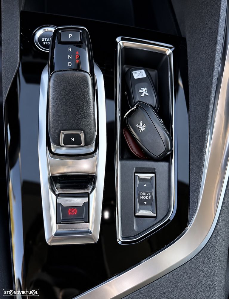 Peugeot 3008 PureTech 130 Stop & Start GPF EAT8 Allure - 15