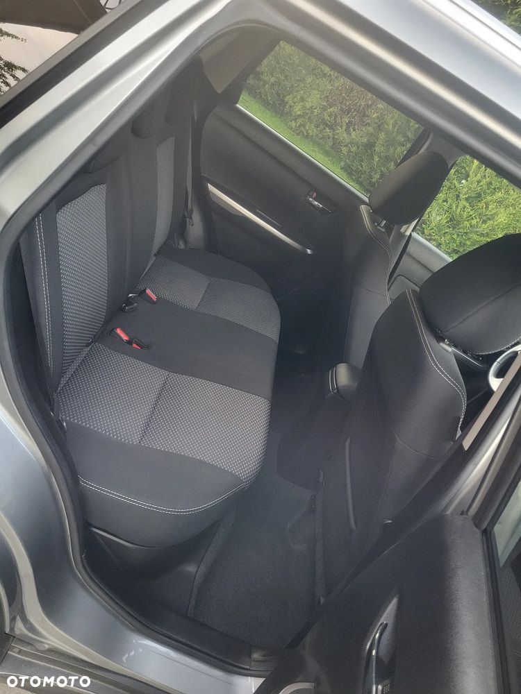 Suzuki Vitara 1.0 Boosterjet Premium 4WD - 15