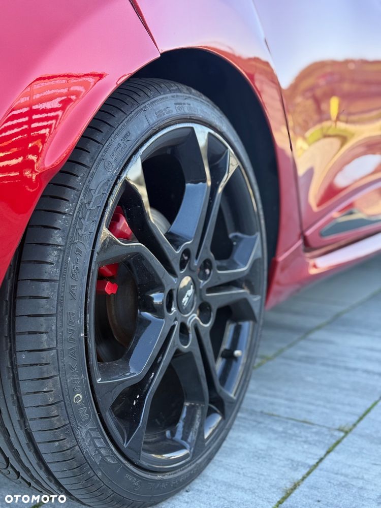 Renault Clio 1.6 R.S 200 EDC - 10