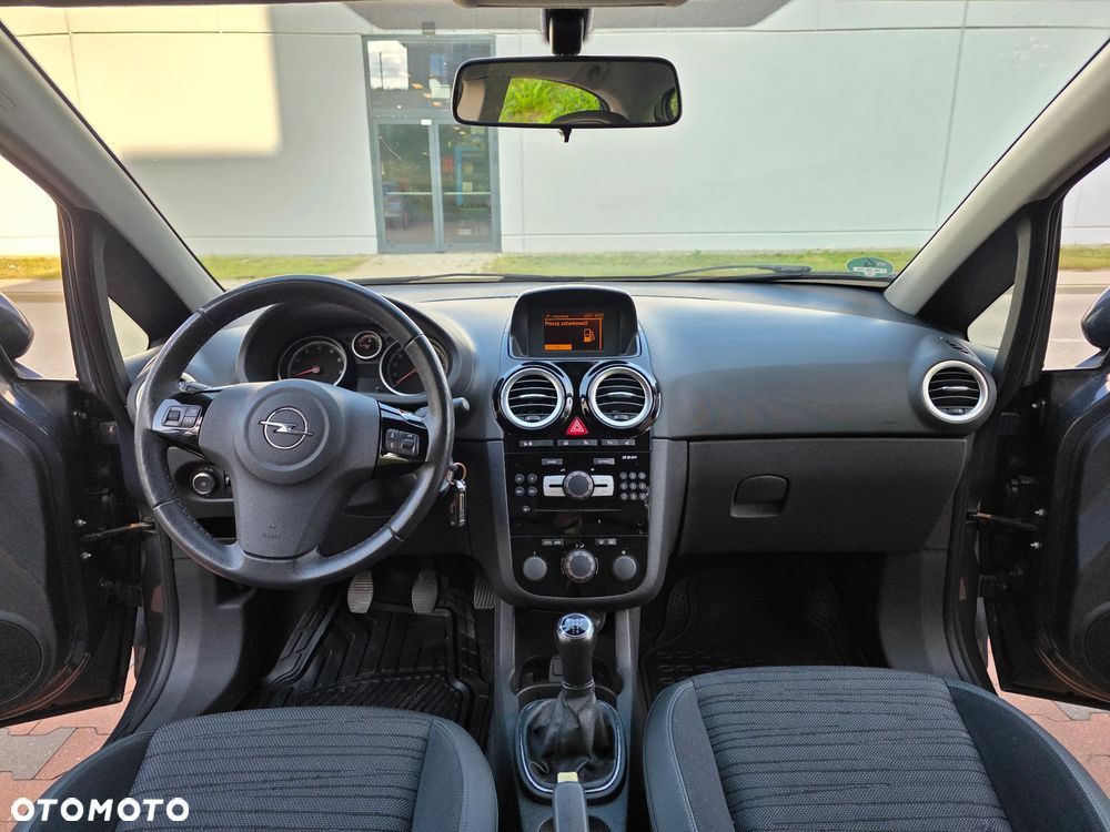 Opel Corsa 1.2 16V Energy - 4
