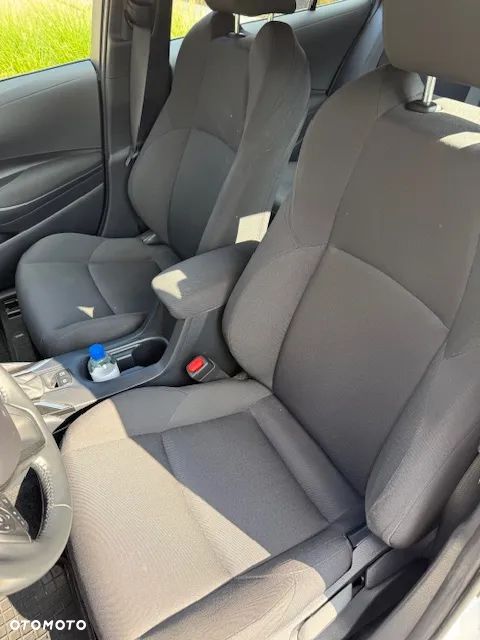 Toyota Corolla 1.8 Hybrid Active - 12