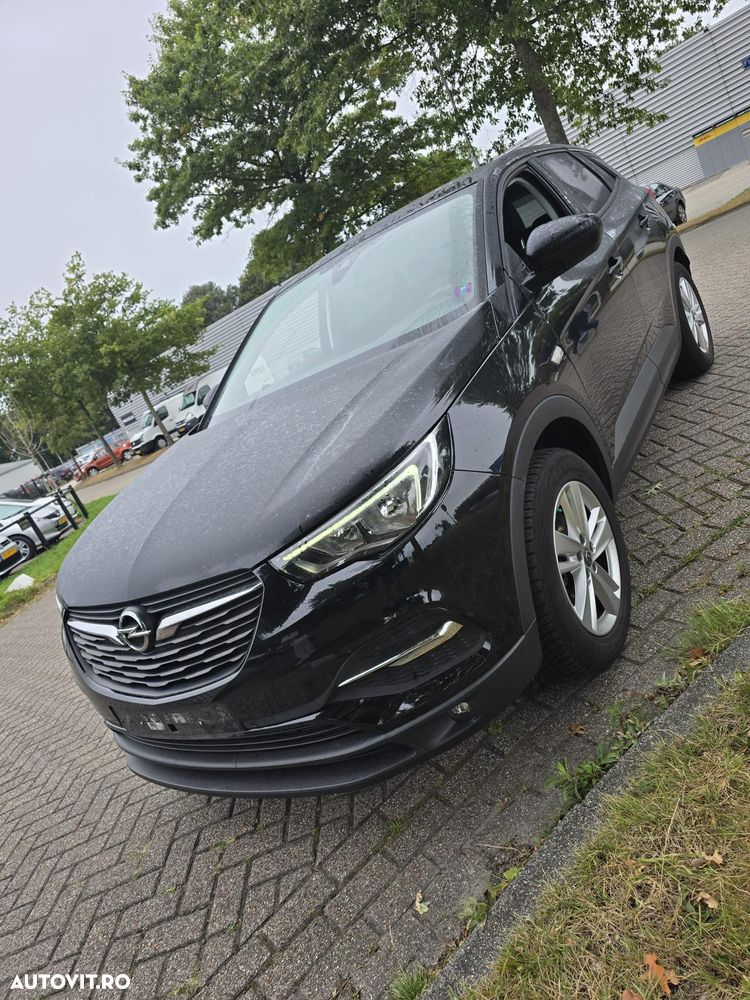 Opel Grandland X 1.2 Start/Stop Business Edition - 16