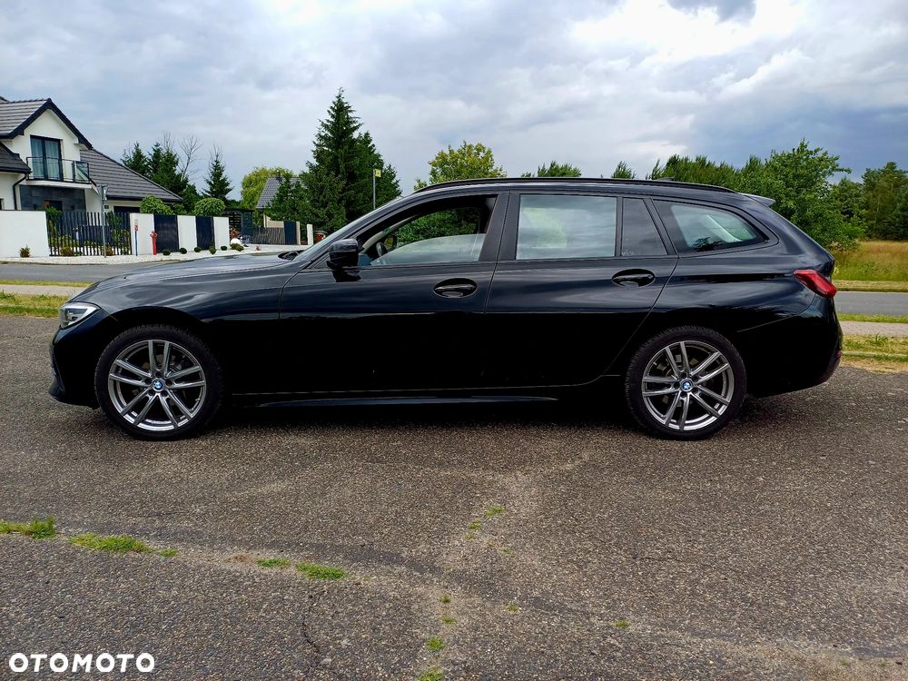 BMW Seria 3 318d Edition Luxury Line Purity - 3