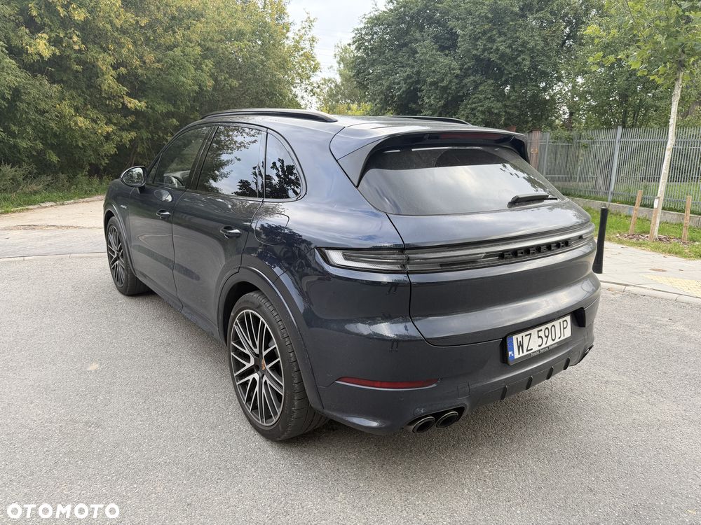 Porsche Cayenne - 3