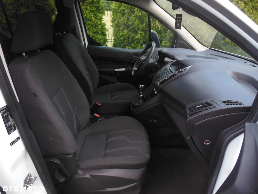Ford Tourneo Connect 1.0 EcoBoost Start-Stop Titanium - 29