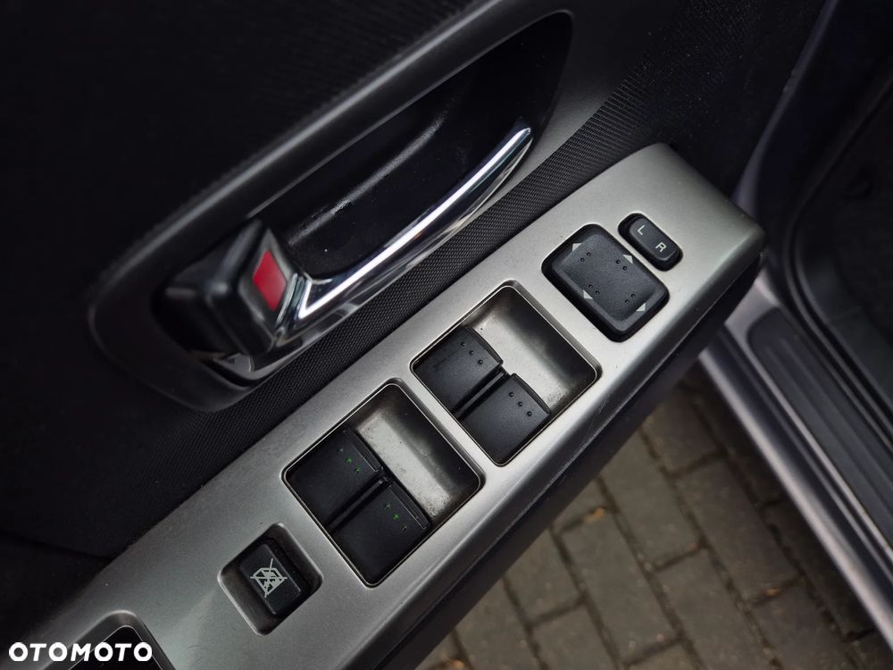 Mazda 5 2.0 Sport - 16