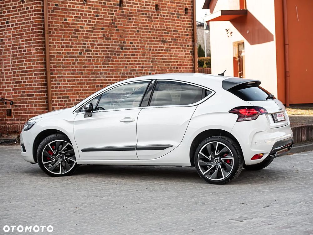 Citroën DS4 HDi 165 Pure Pearl - 4