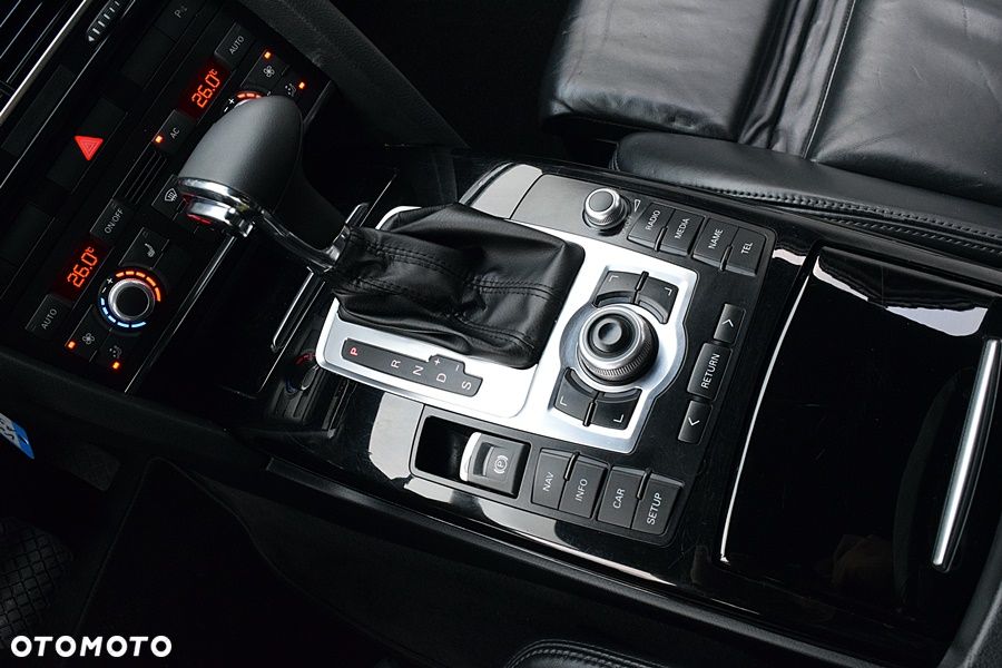 Audi A6 Avant 3.0 TDI DPF quattro tiptronic - 28