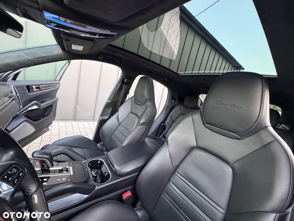 Porsche Cayenne Turbo - 29