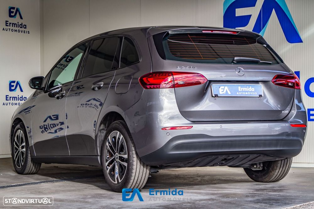 Mercedes-Benz B 250 - 7