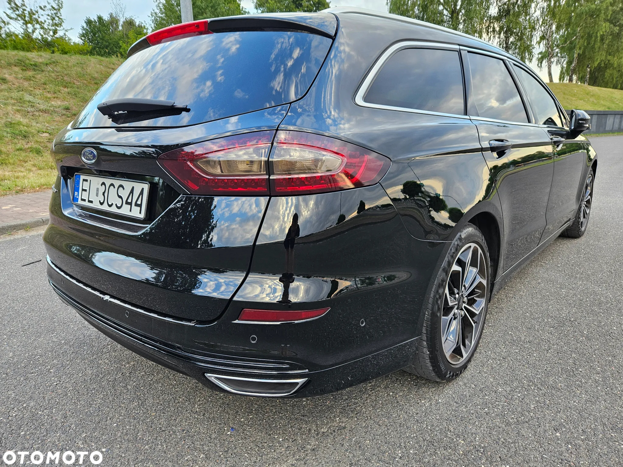 Ford Mondeo Turnier 2.0 TDCi Start-Stopp PowerShift-Aut Business Edition - 23