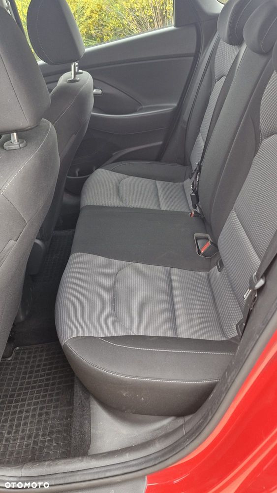 Hyundai i30 1.4 Classic + - 15