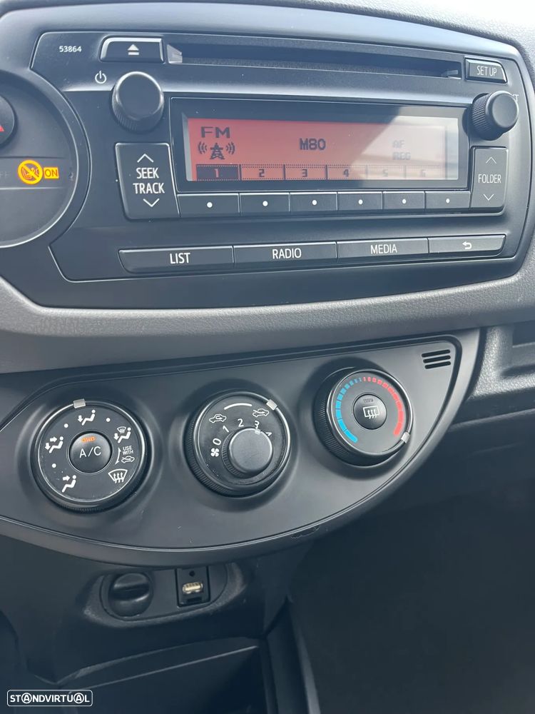 Toyota Yaris Van D4d, 90 Cv....IVA dedutivel - 16