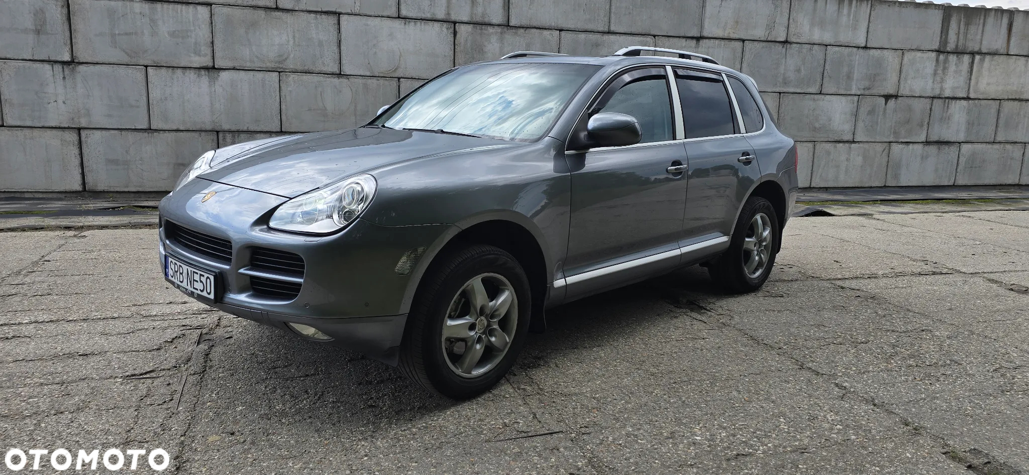 Porsche Cayenne - 8