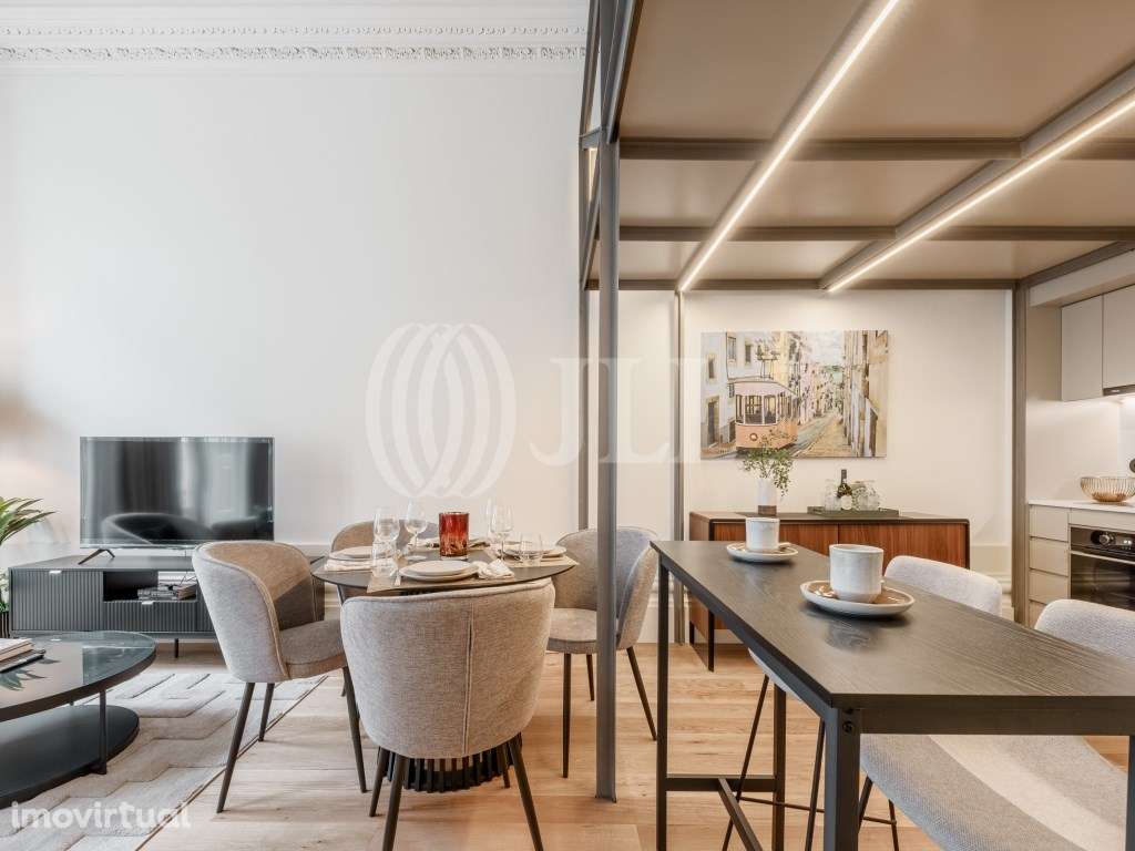 Apartamento T0 com varanda, no centro do Porto - Grande imagem: 4/20