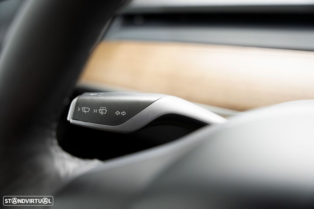 Tesla Model 3 Long Range Tração Traseira - 9