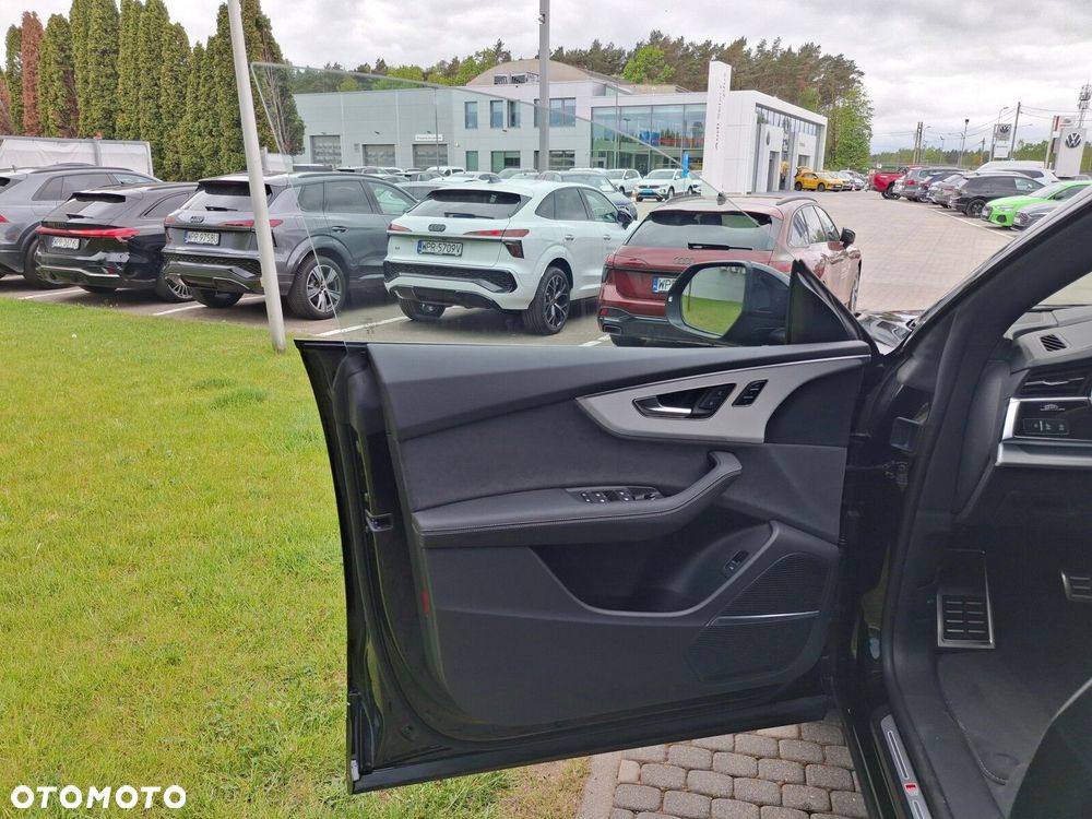 Audi Q8 - 26