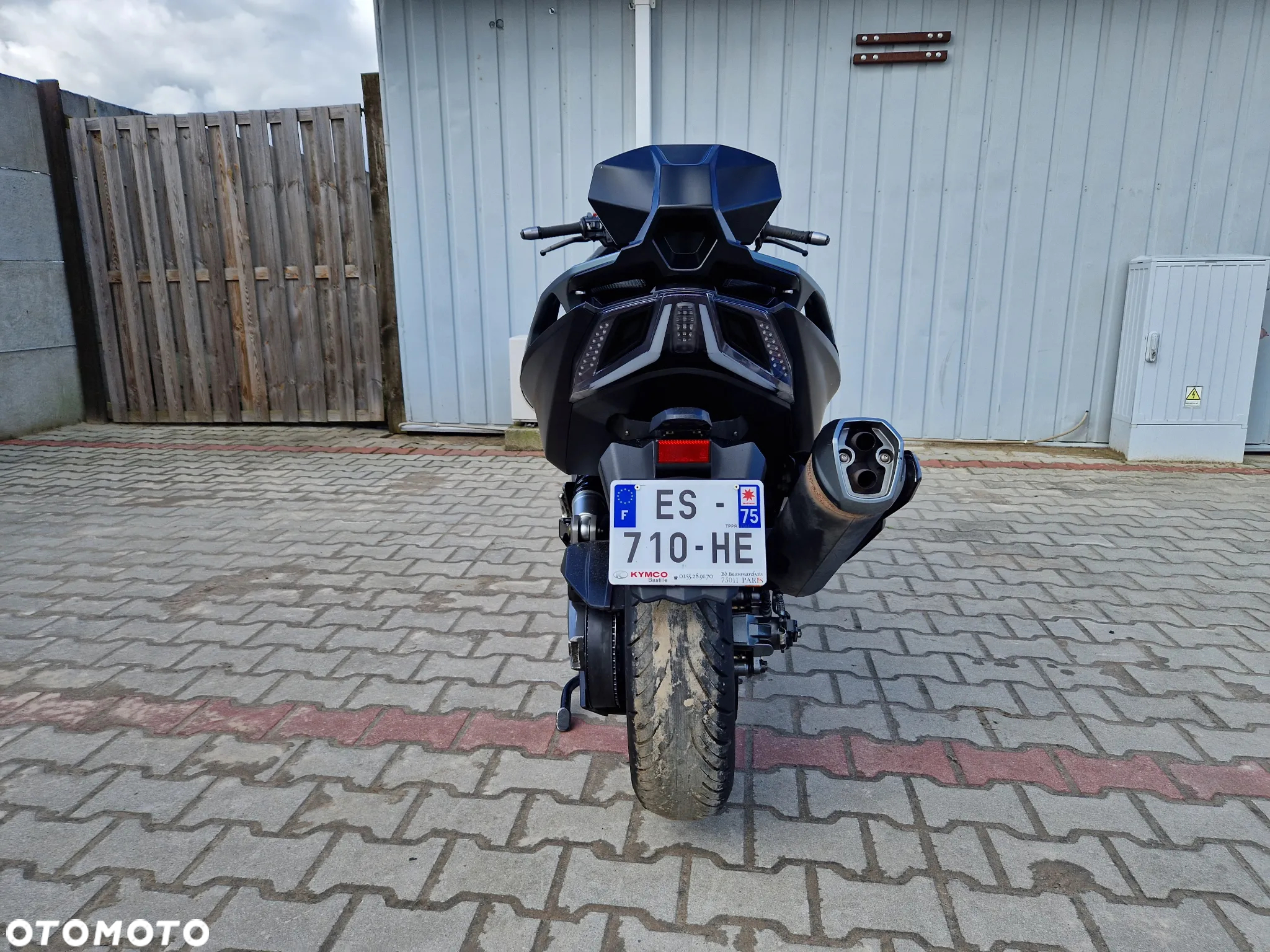 Kymco AK 550 - 13